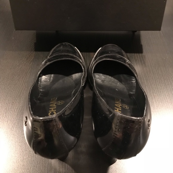 CHANEL Pumps w/Box! • 40.5 - Picture 7 of 8